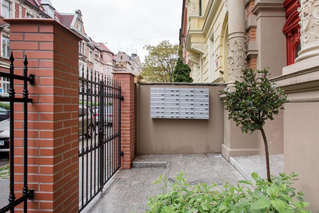Luksusowy Apartament Hercena7 W Sercu Miasta Wrocław Exteriör bild